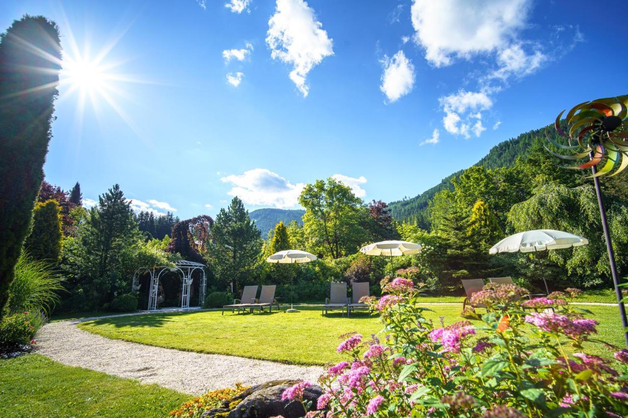 Kolmhof Hotel Бад Клайнкирххайм Екстериор снимка