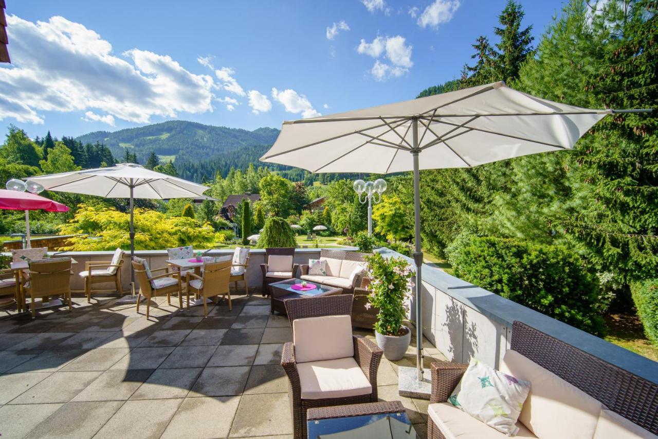 Kolmhof Hotel Бад Клайнкирххайм Екстериор снимка
